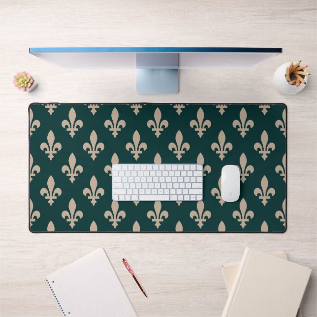 Fleur de Lis Motif, Royal French Creative on Green (Bureau 1)