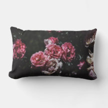 Fleur de minuit, floral foncé, coussin gothique à