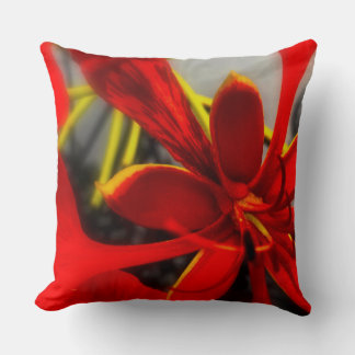 Fleur de Poinciana Royale Coussin