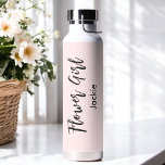 Fleur Fleur Blush Fête des mariées rose Bouteille<br><div class="desc">Bouteille d'eau Flower en rose vif pour Mariage,  fête de mariée,  Fête des mariées,  soirée de bachelorette. Découvrez d'autres produits avec ce design dans la collection ci-dessous.</div>
