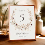 Fleur sauvage Bourgogne cuivré | Numéro de table b<br><div class="desc">Cette fleur sauvage bordeaux cuivré | numéro de table beige est parfait pour votre mariage rustique classique boho rouille, blanc, marsala. Le design présente une couronne bohème ou un bouquet de fleurs sauvages modernes aquarelles violettes, rouges, grises et roses blush ainsi que de la verdure orange brûlé et dorée. Les...</div>