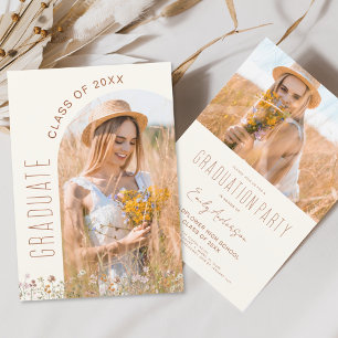 Fleur sauvage Graduation Party Arch Photo Invitati
