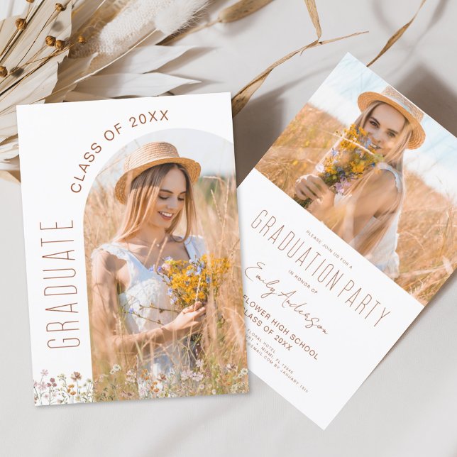 Fleur sauvage Graduation Party Arch Photo Invitati (Créateur téléchargé)