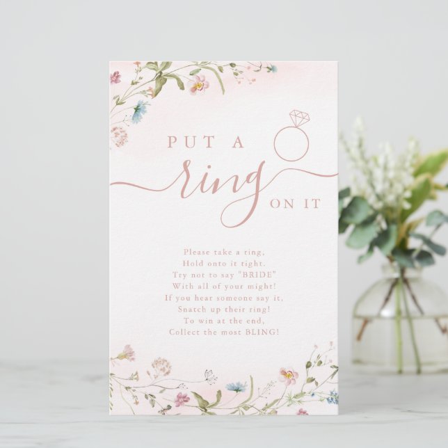 Fleur sauvage mettre une bague sur le jeu de douch (Debout devant)