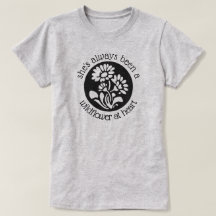 "Fleur sauvage T-shirt graphique à coeur"