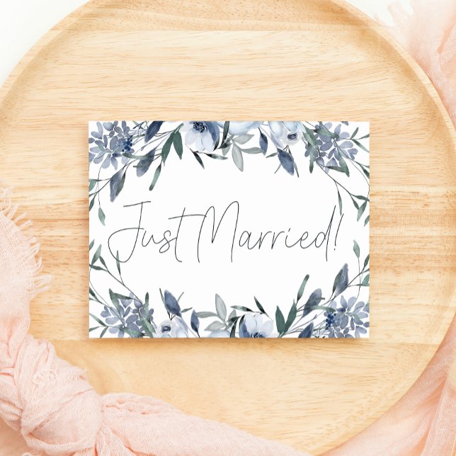Fleurs Bleu Poussiéreux Mariage Juste Marié (Créateur téléchargé)