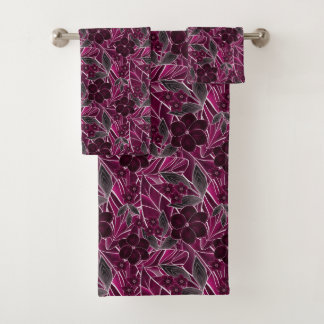 Fleurs bordeaux.