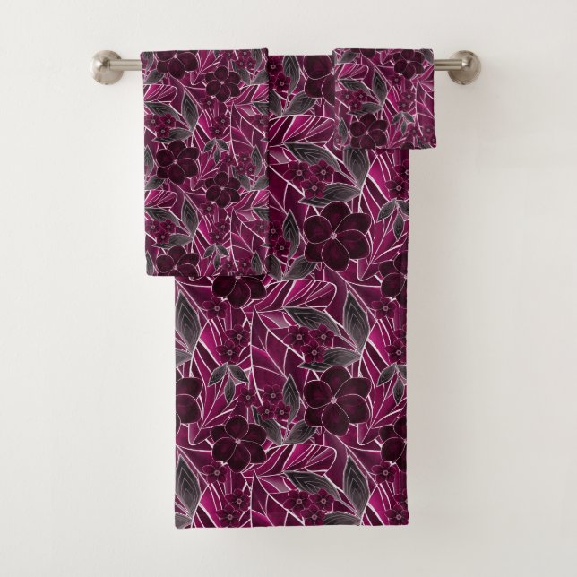 Fleurs bordeaux. (En situation)