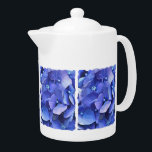 FLEURS DE JARDIN<br><div class="desc">Une aquarelle d'une belle hydrangée bleu vif.</div>