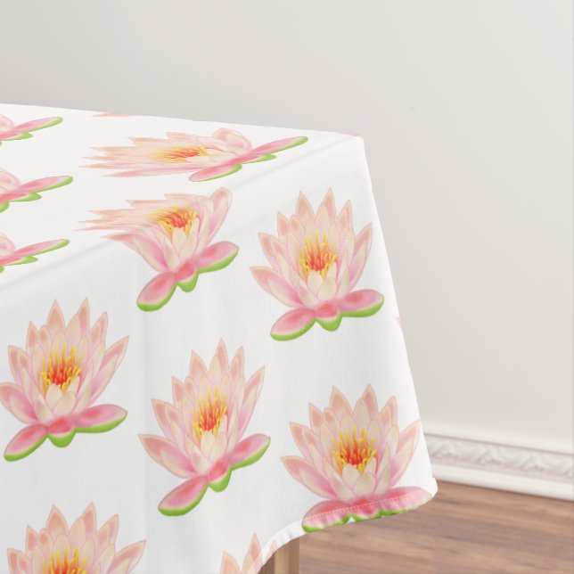 Fleurs de nénuphar rose sur nappe blanche (In Situ)