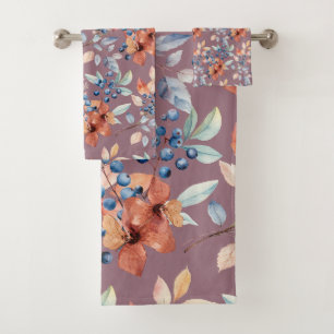 Fleurs et baies à l'aquarelle sur mauve