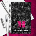 Fleurs et faces Monogrammes<br><div class="desc">Ce planificateur personnalisé présente votre monogramme et votre prénom en lettres chics sur un arrière - plan d'un croquis de fleurs et de visages sur le noir, ou toute couleur que vous choisissez à l'aide de nos outils d'édition. Idéal pour vous-même ou un grand cadeau pour toute occasion.</div>