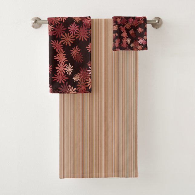 Fleurs et rayures de broche (En situation)