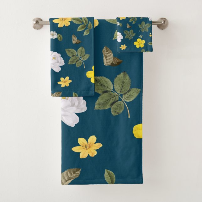 Fleurs jaunes et roses blanches (En situation)