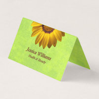 Fleurs jaunes sur Monogramme vert Abstrait