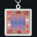 Fleurs roses Collier en argent Carré personnalisé<br><div class="desc">Personnalisez ce joli collier pour avoir comme faveurs de mariage à votre réception de mariage ou pour en avoir un vous-même en souvenir de votre journée spéciale. Ce collier est aussi le cadeau parfait pour la mariée à sa douche de nuptiale. Personnalisez en ajoutant votre photo.</div>