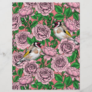 Fleurs roses roses et oiseaux dorés