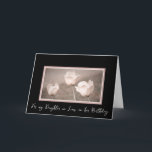 Fleurs Vintages roses fille en droit Carte d'anniv<br><div class="desc">Jolie et réfléchie carte de voeux pour l'anniversaire de la fille dans la loi avec des fleurs blanches et texte de style lettré à la main.</div>