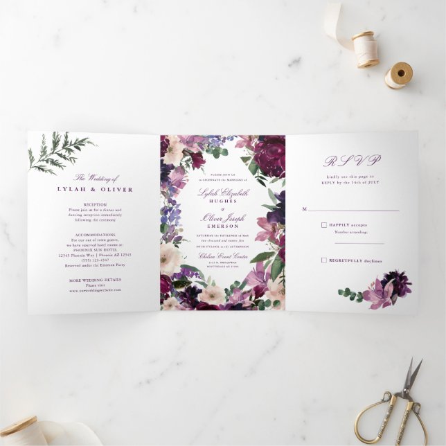 Fleurs violettes luxuriantes | Invitations de mari (Intérieur)