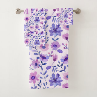 Fleurs violettes peintes à la main monogramme pers