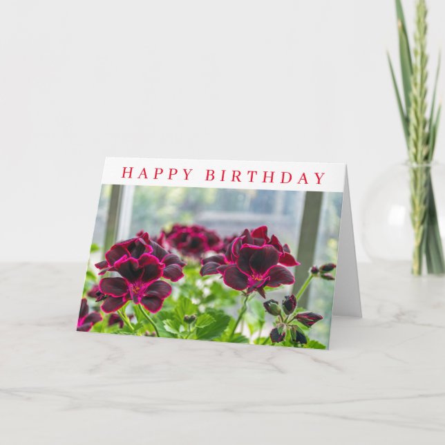 Fleurs violettes près de la carte d'anniversaire (Devant)