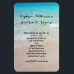 Flexible Alternative Beach Wedding Invitation Magnet<br><div class="desc">Faire-part de mariage magnétique pour un mariage à la plage. L'image verticale de l'eau turquoise de l'océan et du sable tropical de la plage est l'arrière - plan de cet invitation unique. La mariée et le marié invitent les invités, et tout le texte de cérémonie est facile à ajouter sous...</div>