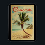 Flexible Guanacaste Magnet Palm Tree Vintage voyage<br><div class="desc">Un imprimé d'art moderne Guanacaste Costa Rica du milieu du siècle rétro unique dans un style d'affiche de voyage vintage. Il dispose d'un palmier incurvé sur une plage de sable avec l'océan sous un ciel bleu nuageux.</div>
