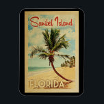 Flexible Sanibel Island Magnet Palm Tree Vintage voyage<br><div class="desc">Un imprimé d'art moderne de Sanibel Island en Floride,  datant du milieu du siècle et d'un style rétro unique,  dans un style d'affiche de voyage vintage. Il dispose d'un palmier incurvé sur une plage de sable avec l'océan sous un ciel bleu nuageux.</div>