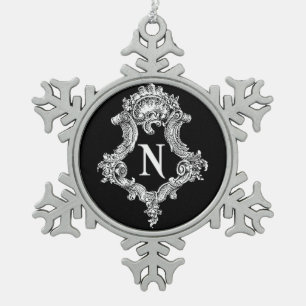 Flocon De Neige N Ornement initial du monogramme