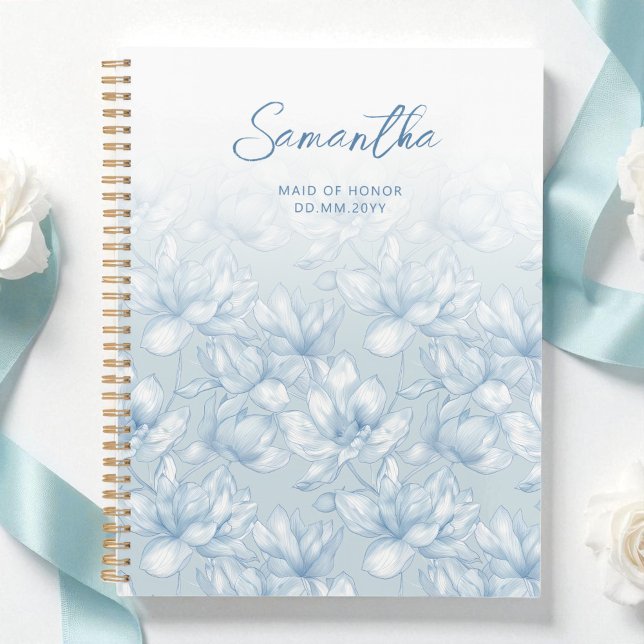 Floral Dusty Bleu Fleur moderne Maid of Honor Nom (Floral Dusty Blue Flower Modern Maid of Honor Name Planner)