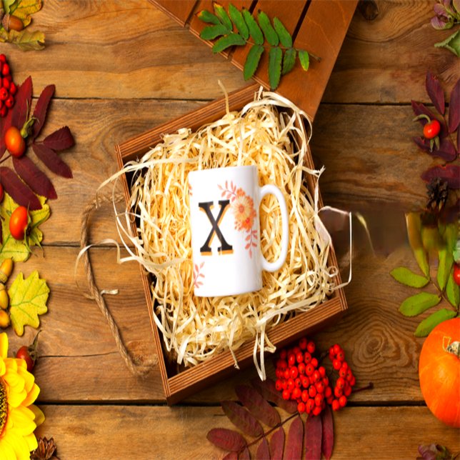 Floral Monogram Mug –Elegant Letter X-writ u name" (Créateur téléchargé)