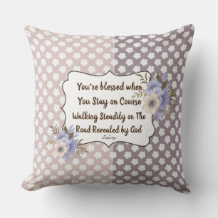 Floral Pays Mocha Eyelet Coussin