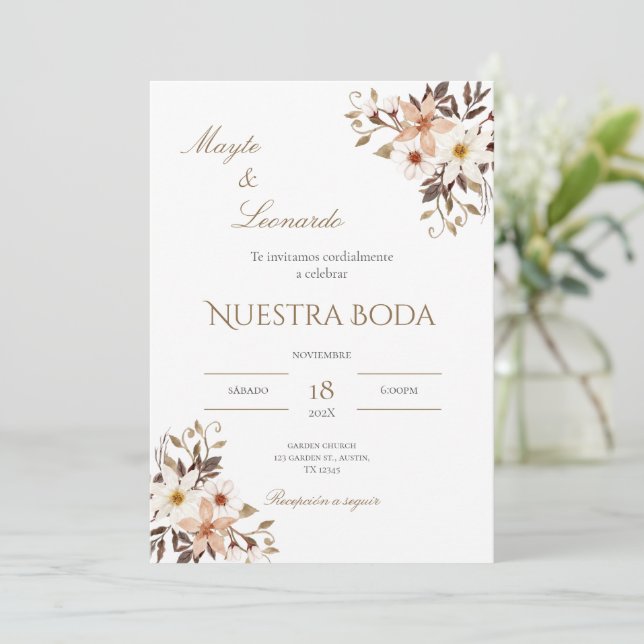  Floral wedding invitation in Spanish (Debout devant)