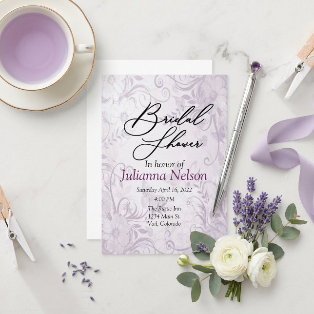 Fond floral pour invitation violet (Créateur téléchargé)