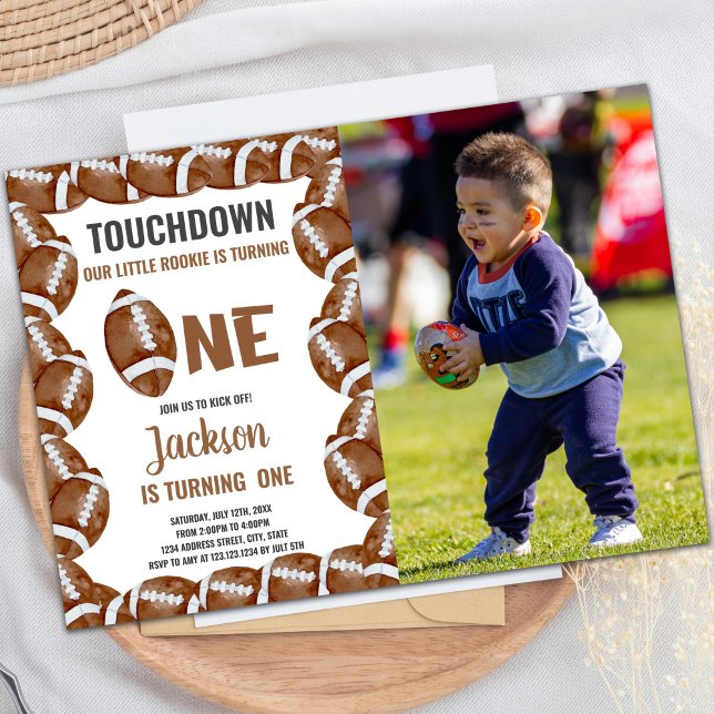 Football Brown Invitations d'anniversaire avec pho (Brown Football Birthday Invitations with photo)