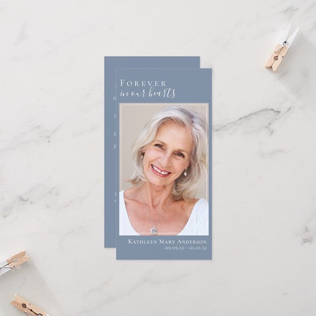 Forever in Our Hearts Memorial Grand Signet 8x4 (Devant/Arrière en situation)
