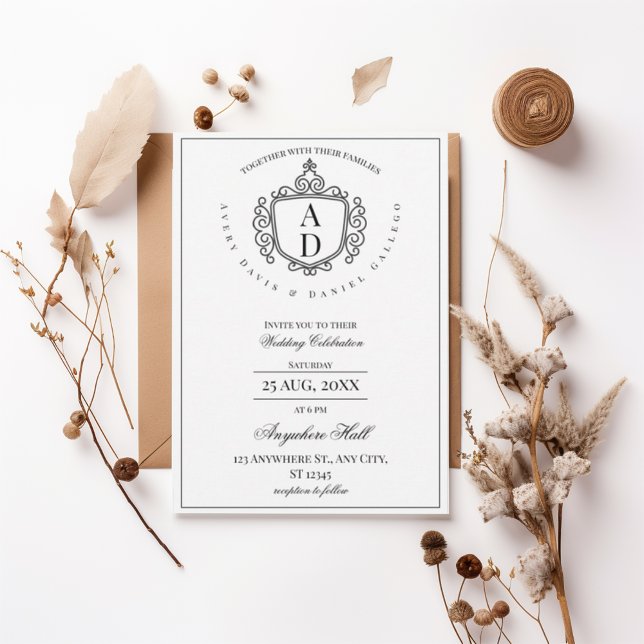 Formal Ornate Crest Monogram Wedding Invitation (Créateur téléchargé)