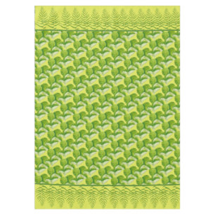 Formulaires en vert sur une nappe