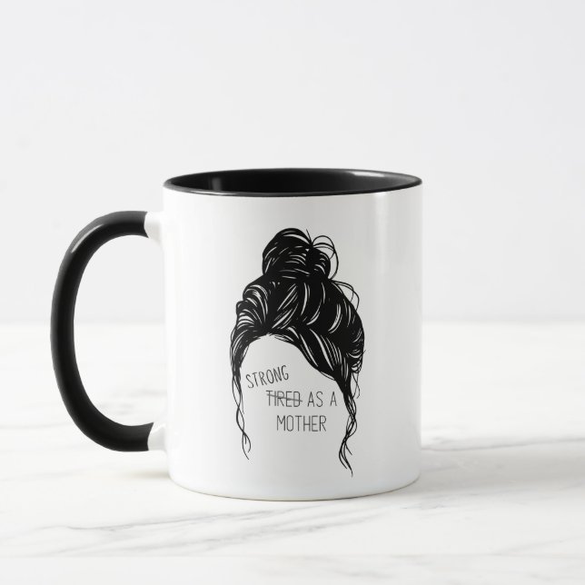 Forte comme une mère Messy Bun Coffee Mug (Gauche)