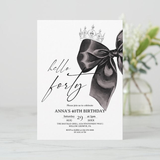 Forty Black Bow 40th Birthday Invitation (Debout devant)