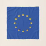 Foulard Carré Scarf avec drapeau de l'Union européenne<br><div class="desc">Ajoutez une touche d'élégance à votre garde-robe avec notre écharpe carré exclusive arborant le drapeau de l'Union Européenne ! Conçu avec une attention minutieuse aux détails, ce foulard est plus qu’un accessoire de mode, c’est une célébration de l’unité européenne et de la fierté culturelle. Le design dynamique affiche en évidence...</div>