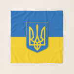 Foulard Carré Scarf avec le drapeau de l'Ukraine<br><div class="desc">Ajoutez une touche vibrante d'esprit ukrainien à votre garde-robe avec notre écharpe de carré exclusive avec le drapeau de l'Ukraine ! Réalisée avec une attention minutieuse aux détails, cette écharpe est plus qu'un accessoire, c'est une célébration du patrimoine ukrainien et de la fierté culturelle. Le design audacieux présente fièrement les...</div>