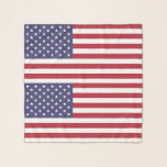 Foulard Carré Scarf avec le drapeau des Etats-Unis d'Améri<br><div class="desc">Ajoutez une touche vibrante d'esprit américain à votre garde-robe avec notre écharpe de carré exclusif avec le drapeau des Etats-Unis ! Conçu avec une attention minutieuse aux détails, ce foulard carré est plus qu’un simple accessoire de mode, c’est une célébration du patrimoine américain et de la fierté culturelle. Le design...</div>