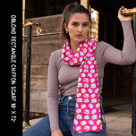 Foulard Cookies colorés Macarons rose foncé long rectangle<br><div class="desc">Longue écharpe en mousseline rectangle avec un motif macaron coloré avec un arrière - plan rose foncé. D'autres tailles sont disponibles. Personnalisez-le ou modifiez-le à l'aide de la barre d'outils de conception pour ajouter du texte ou du carrelage et redimensionner l'image. Pour toute question ou aide, contactez Sandy à admin@giftsyoutreasure.com...</div>