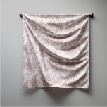 Foulard Elégant vintage marron clair toile de jouy carré<br><div class="desc">Vintage rétro brun clair toile de jouy Écharpe. Améliorez votre garde-robe avec l'élégance intemporelle de toile de jouy design vintage, inspiré par les motifs exquis des paysages de campagne français. Ces tirages de Toile sophistiqués sont une rage permanente en ce moment, de beaux designs qui apportent beauté naturelle et charme....</div>