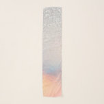 Foulard Gradient holographique de Silver Glitter<br><div class="desc">Ce design élégant et chic est parfait pour une fille branchée et élégante. Il présente une parties scintillant argent imitation avec rose, pêche, bleu et violet iridescente holographique sombre dégradé. Moderne, cool, unique, glamour et original. ***REMARQUE IMPORTANTE DE CONCEPTION : Pour toute demande de conception personnalisée comme les demandes de...</div>