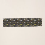 Foulard Horse Racing Derby Day Party Black Gold Motif<br><div class="desc">Célébrez votre derby de course à cheval préféré avec ce motif magnifique. Le design extensible est fait dans les tons or, argent et bronze sur le noir avec un léger effet marbre. Le motif orné comprend des chevaux, des trophées, des fer à cheval et des roses. Contactez FancyCelebration pour obtenir...</div>