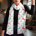 Foulard Mini-multicolore Cerf Motif Noël<br><div class="desc">Cet élégant foulard en mousseline est doté d'un motif de cerfs multicolores minimaliste, idéal pour ajouter une touche élégante à votre garde-robe d'hiver. Idéal pour les fêtes de fin d'année, les fêtes de Noël ou l'usure décontractée de tous les jours, le design délicat présente des silhouettes de cerfs sur un...</div>