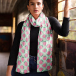 Foulard Motif d'été mignon aux fraises roses<br><div class="desc">Ajoutez une touche de fantaisie à votre garde-robe avec ce mignon foulard motif de fraise rose. Parfait pour l'été, ce design ludique présente des fraises vibrantes contre un arrière - plan léger, ce qui en fait un accessoire délicieux pour toute tenue. Le tissu mousseline et aéré en mousseline assure confort...</div>