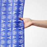 Foulard Motif méditerranéen grec Arabesque bleu<br><div class="desc">Elégante,  élégante et raffinée,  motif grecque dans les tons bleu et blanc. Un cadeau moderne et tendance,  parfait pour les amoureux de la Méditerranée dans votre vie.</div>